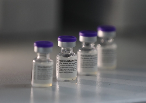 Covid: Dois novos lotes com 26.910 vacinas chegam ao Amazonas