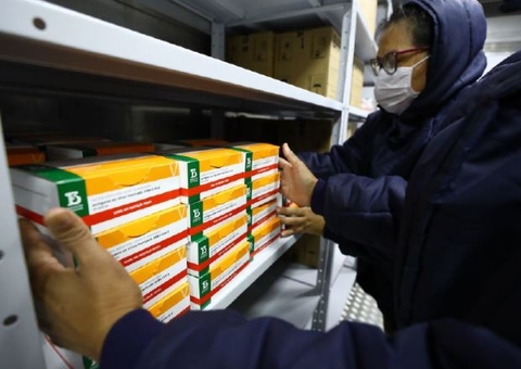 Distribuição de vacinas para o interior do Amazonas começa hoje