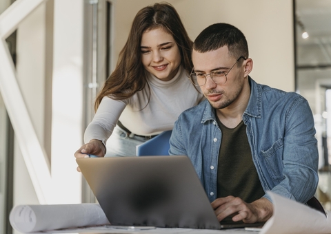 IEL abre vagas de estágio no Amazonas com bolsa de até R$ 1.400,00; confira
