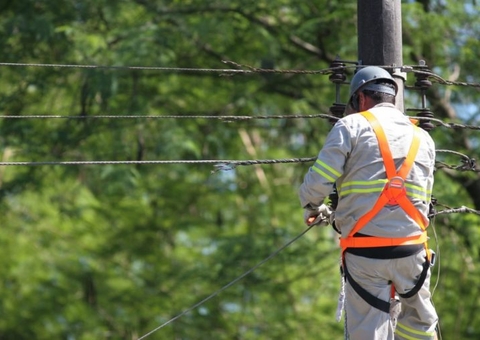 Parque 10 e outros 2 bairros ficam sem energia nesta segunda-feira em Manaus