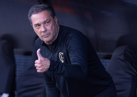 De 'demitido' a solução, Luxemburgo renova Corinthians com apoio de crias da casa