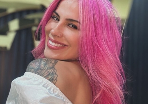 Campeã do BBB14, Vanessa Mesquita fala sobre internação em clínica psiquiátrica 