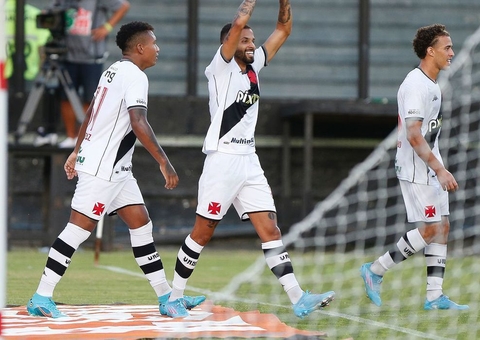 Vasco faz 3 a 0 no Resende e vai encarar Flamengo na semi do Carioca