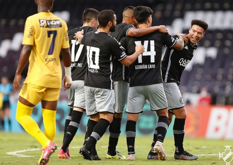 Vasco vence Madureira por 2 a 1 e está na final da Taça Rio