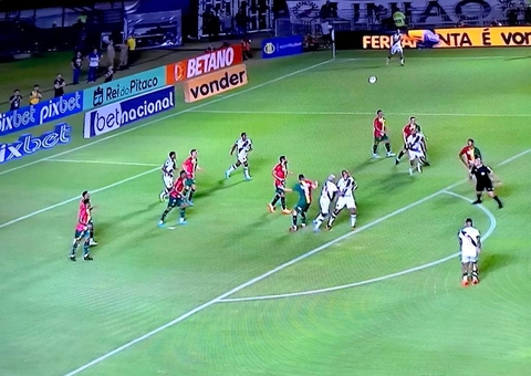 Sampaio Corrêa-MA derrota Vasco da Gama em São Januário