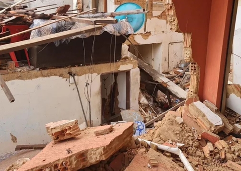 Explosão de casa deixa uma idosa morta e dois homens feridos 