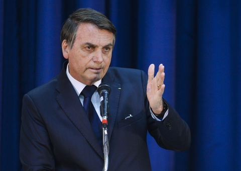 Bolsonaro pede para eleitores buscarem votos até fechamento das urnas