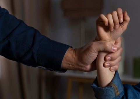 Homem é preso por perseguir e ameaçar de morte ex-companheira em Manaus