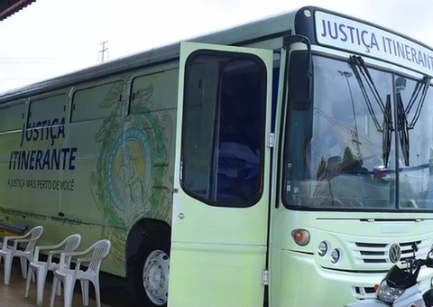 Justiça Itinerante oferta serviços de divórcio, pensão e mais em Manaus 