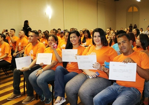 Manaus acolhe mais de 30 mil refugiados em crise humanitária, diz Cáritas