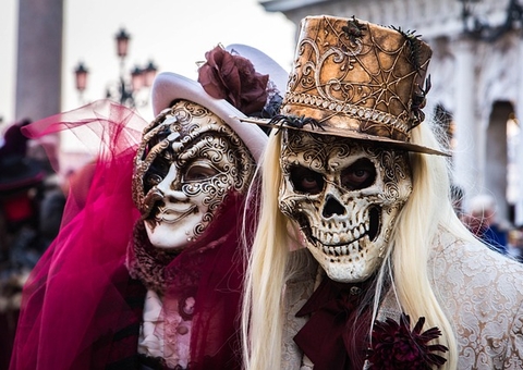 Infectologista alerta para prevenção da Covid e ISTs durante Carnaval