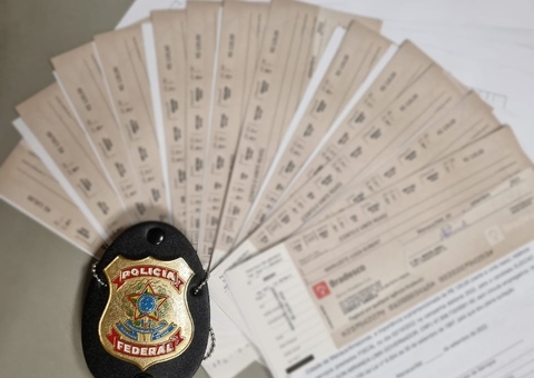 PF flagra ex-vereador com cheques e contratos suspeitos de candidato ao governo do Amazonas