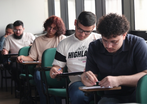 Candidatos realizam provas de habilidades específicas do Vestibular e SIS da UEA