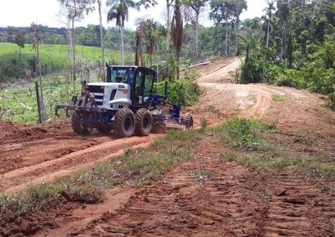 Adequação de vicinal em Japurá gasta R$ 474 mil