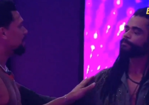 Diogo dá bebida para Aline e leva invertida de Vinicius no BBB25