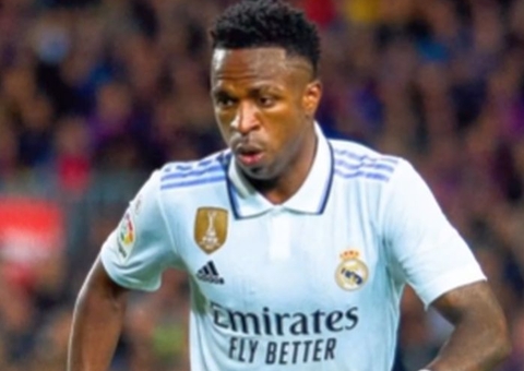 Real Madrid vence o Almería de virada com golaço de Vini Jr.