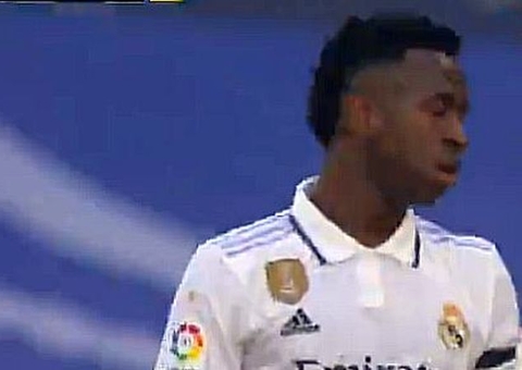 Real Madrid leva susto no começo, mas vence de virada com gols brasileiros
