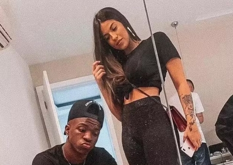 Affair de Vini Jr. desabafa sobre derrota do jogador no prêmio Bola de Ouro