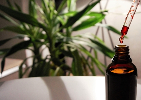 Anvisa suspende produtos de Cannabis, Tirzepatida e mais