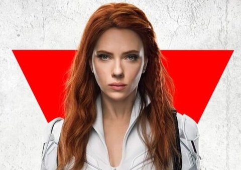 Natasha Romanoff quebra tudo no novo clipe de Viúva Negra