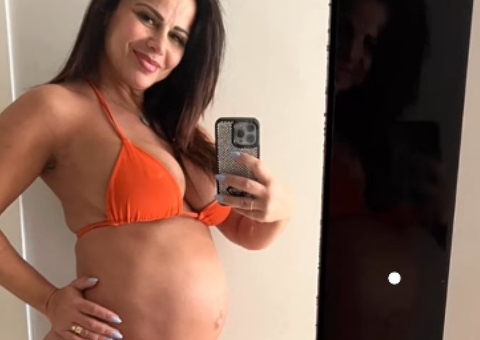 Viviane Araújo mostra 1ª foto de rosto do filho durante parto