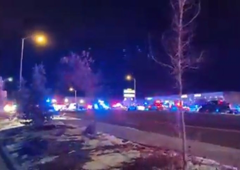 Ataque a boate gay deixa 5 mortos e 18 feridos no Colorado