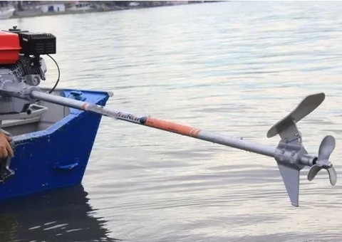 Mulher será indenizada após ficar com cabelo preso por motor de rabeta em Manaus