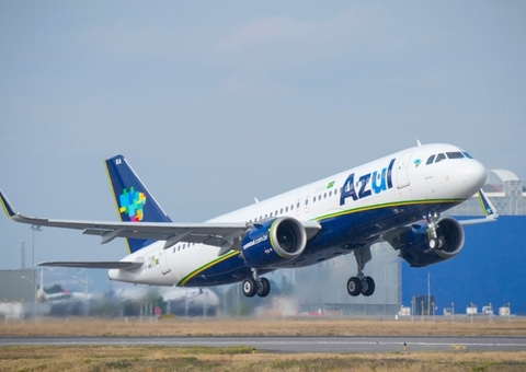 Voos da Azul e da Gol terão menos comissários e passageiros; Confira