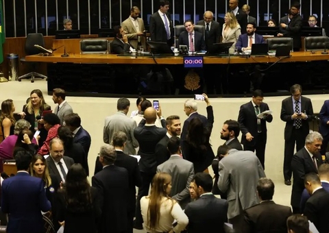 Após polêmica, votação de PL Antifacção é adiada para a próxima semana