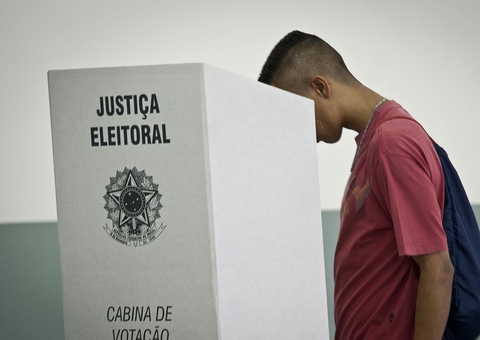 Barroso reafirma segurança de urnas eletrônicas durante testes no RJ