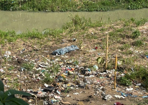 Corpo com 20 facadas é encontrado às margens de igarapé no Educandos