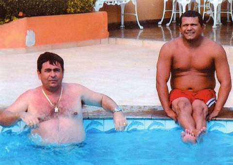 Vilões da imprensa marrom ou vítimas das engrenagens do poder?