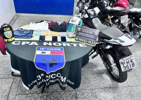 Dupla é presa após assaltar posto de combustíveis na Ponta Negra