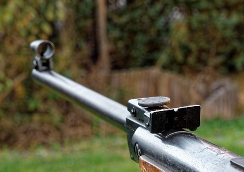 Jovem vai caçar com amigo e é morto a tiros ao ser confundido com presa em Manaus