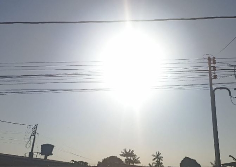 Manaus 'ferve' nesta quarta-feira com calor e sensação térmica de 49º