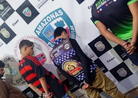 Grupo é preso suspeito de roubar e e operar desmanche de celulares em Coari