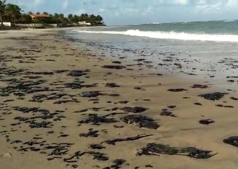 PF conclui investigações sobre manchas de óleo no litoral brasileiro