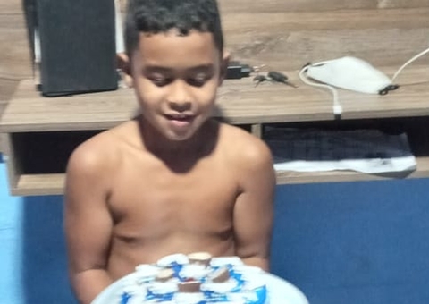 Menino de 8 anos é encontrado morto com marcas de espancamento 