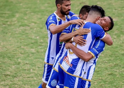 São Raimundo vence Princesa de goleada no campeonato amazonense