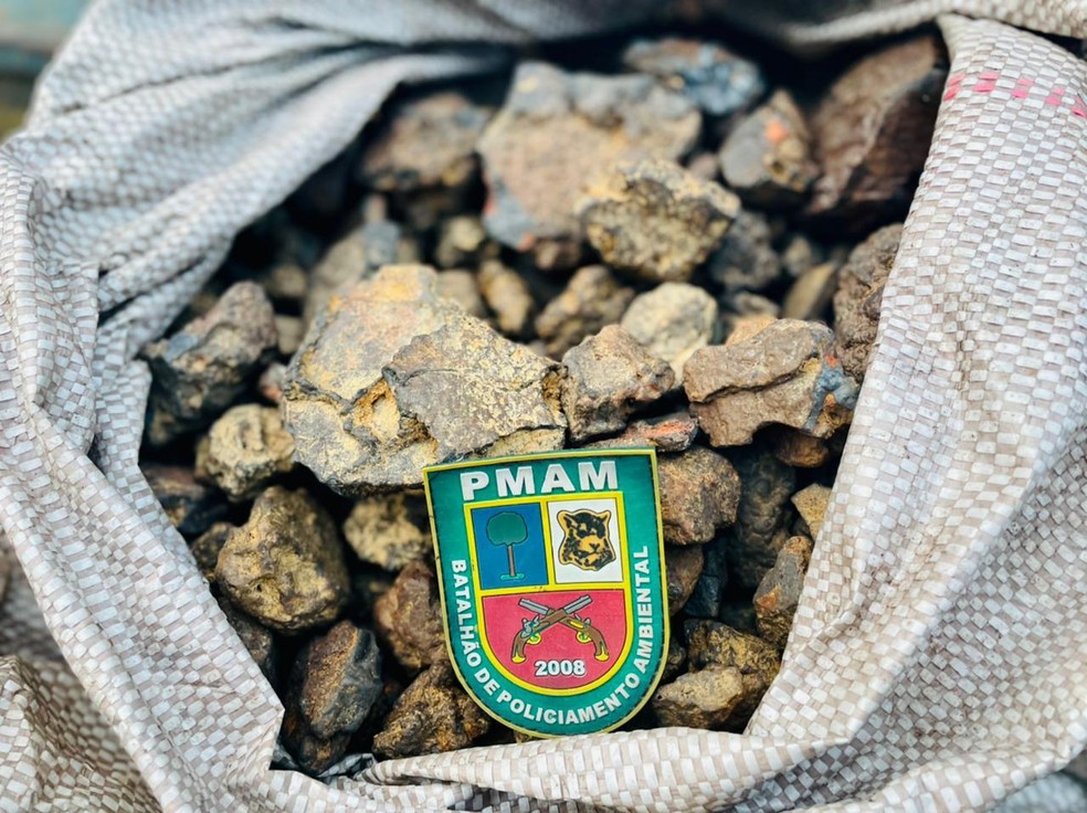 Polícia apreende mais de uma tonelada de minério ilegal em Manaus