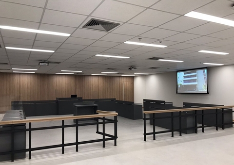 Após 8 anos, começa hoje julgamento dos 4 réus do incêndio na Boate Kiss