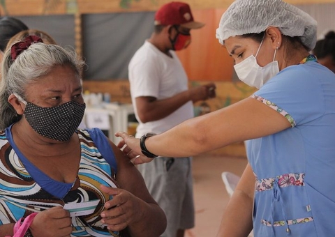 Covid-19: Mais de 327 mil estão atrasados com 2ª dose de vacina em Manaus