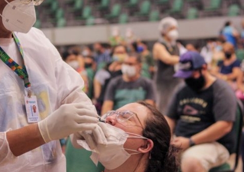 Farmácias e laboratórios registram maior procura por exame de covid após carnaval
