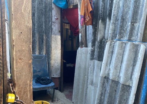 Mulher é encontrada morta embaixo da cama em Manaus