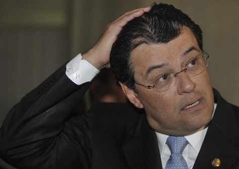 Braga tenta censurar pesquisas que mostram possível derrota no 2º turno; TRE nega