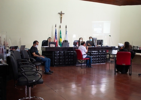 Caso Adiel: Julgamento é adiado após familiar da vítima cobrar por justiça no tribunal em Manaus