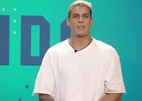 Tiago Ramos pede para retornar para A Fazenda após ser expulso