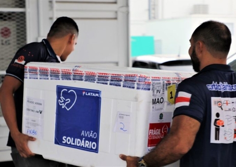 Amazonas recebe 89,6 mil doses de vacina contra Covid-19