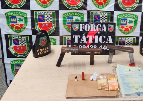 Com nome falso, foragido é preso com armas e drogas em Manaus