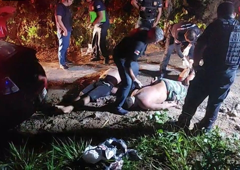 Dois corpos são encontrados dentro de porta-malas de carro em Manaus